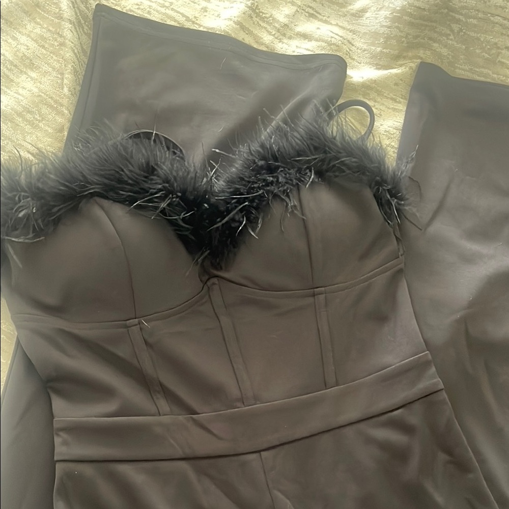 Elegant Black Strapless Dress with Feather Detail